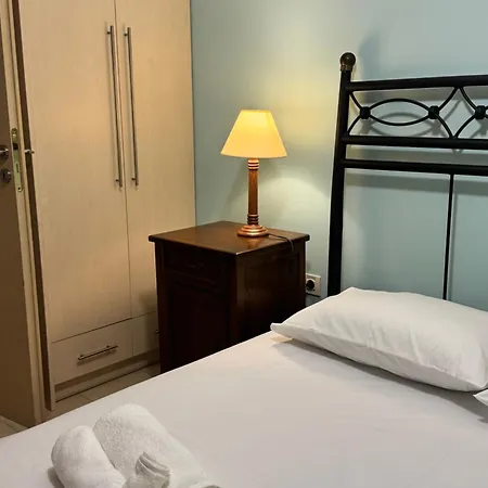 Апартаменты Beachside Apartment, 4-minute Walk To *